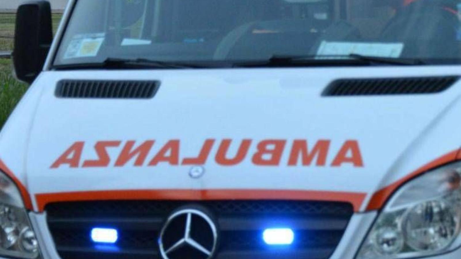 Firenze, 17enne in gita scolastica accusa un malore e muore