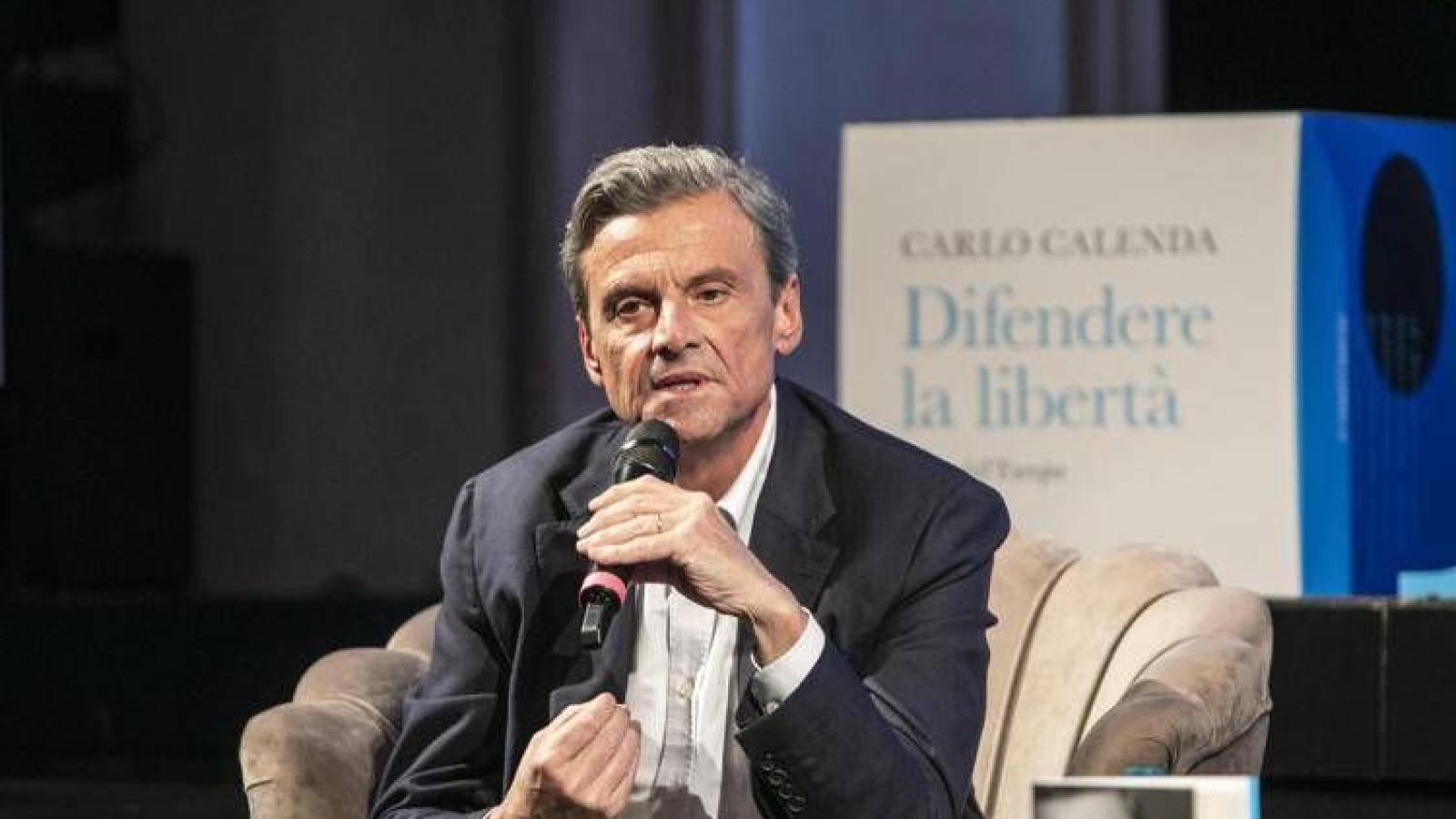'Difendere la libertà', Calenda rivela: "Obama chiamò Renzi per impedire blocco sanzioni a Russia"