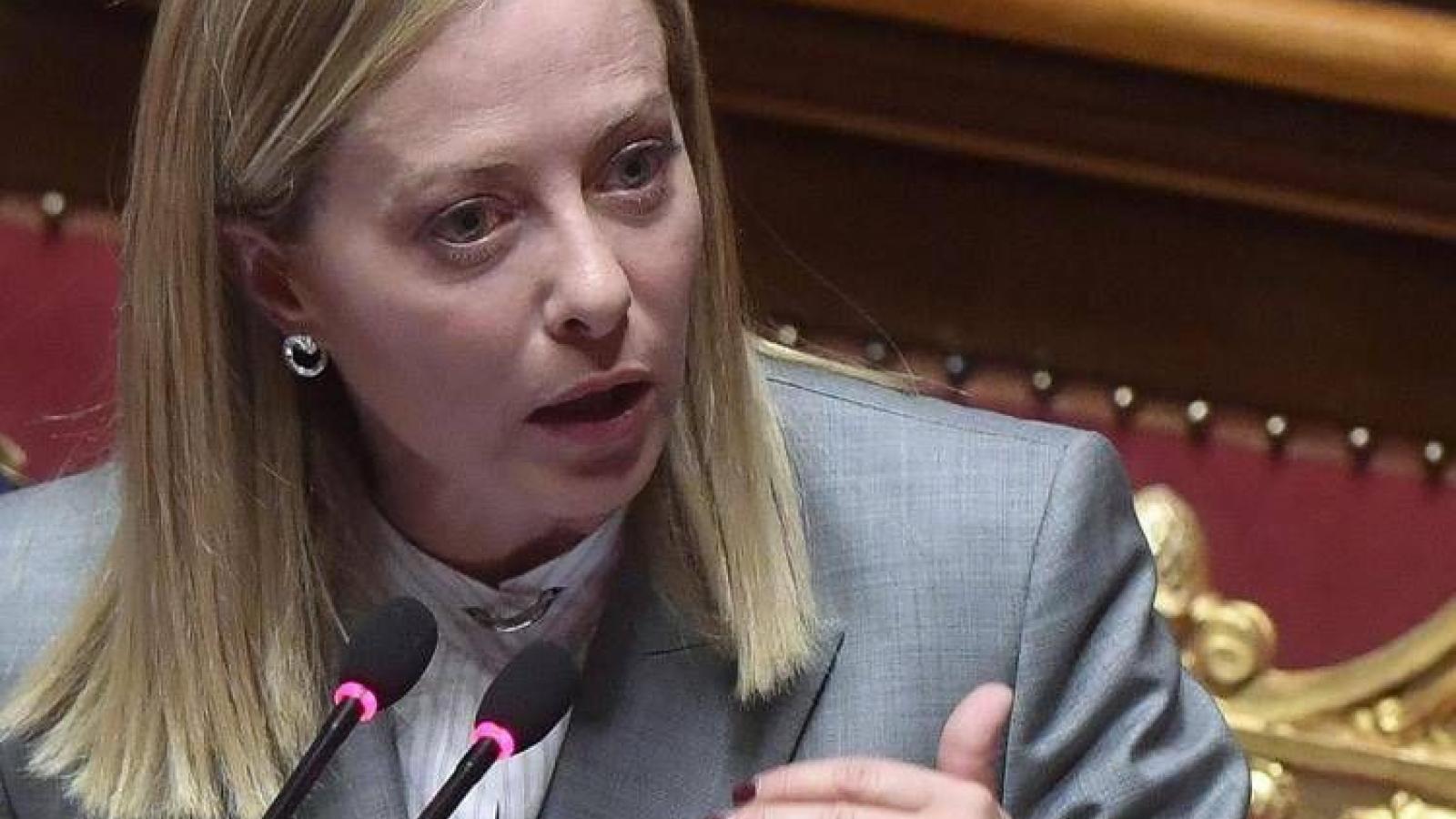 Meloni e la foto con il pentito: "Mio impegno contro ogni mafia è cristallino, non mi faccio intimidire da squallidi attacchi"