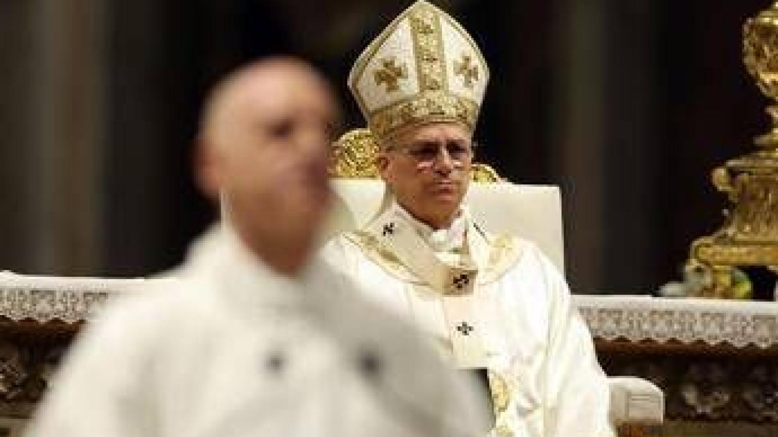 Papa Leone XIV alla sua prima veglia di Pasqua: "Non lasciamoci paralizzare dalle guerre"